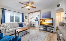 Tarpon Springs Cottage - Outdoor Deck, Bbq Grill, 3Br